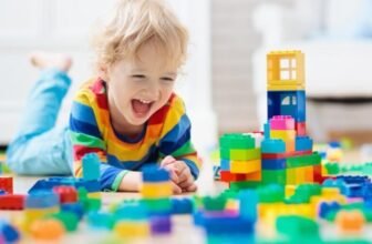 What’s the Difference Between Regular Toys and Mind Toys for Learning?