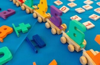 What Are the Best Mind Toys for Enhancing Problem-Solving Skills?